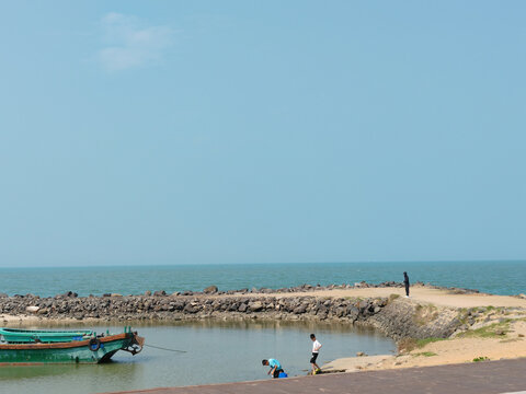 海南海口西海岸海边