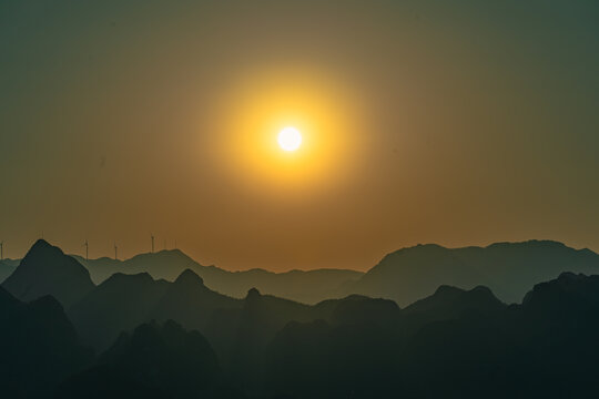 万峰林傍晚风景