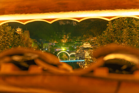 峰林布依景区夜景