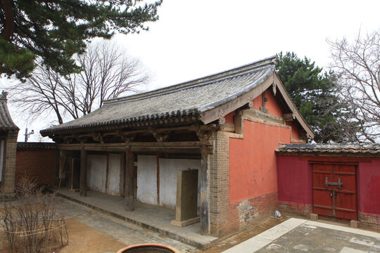 五台山南禅寺龙王殿