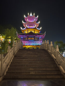 镇远镇江楼夜景