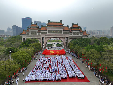 顺德厨师挑战吉尼斯纪录