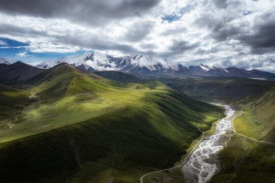 阿尼玛卿雪山