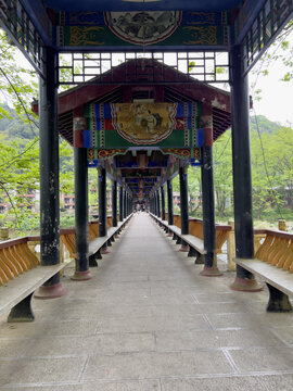 梵净山古建筑风雨桥