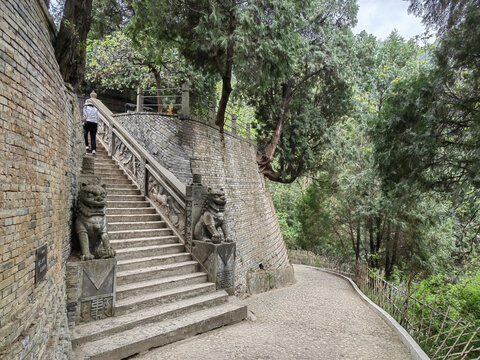 石狮台阶