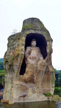 洞穴佛像