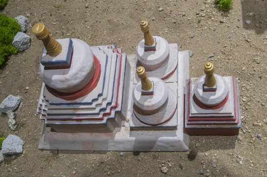 藏式经塔