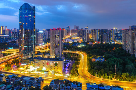 成都339电视塔杉板桥城市夜景