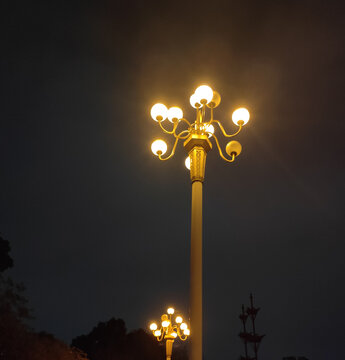 城市夜景路灯