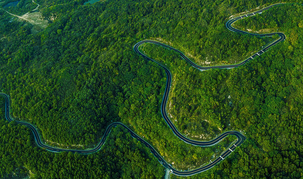 肥东县浮槎山盘山公路