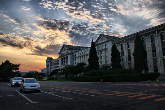 延边大学校园黄昏