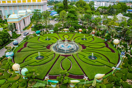 泰国富贵黄金屋花园