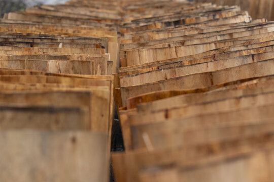 木板厂多层实木板原木板晒制