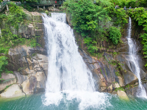 湖南郴州龙景峡谷瀑布群