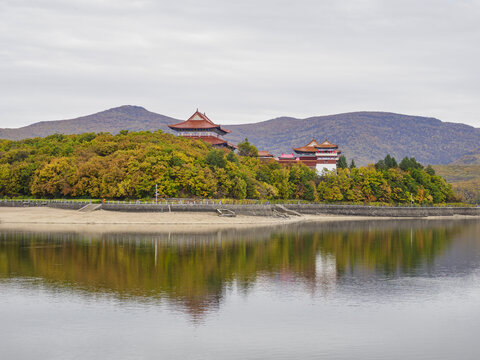 镜泊湖药师古刹