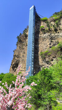 兴隆山观景电梯