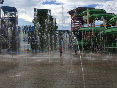 喷水广场水上乐园的欢乐源泉