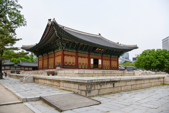 韩国首尔德寿宫