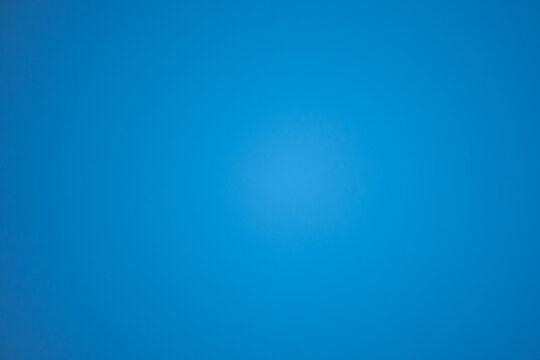 纯蓝色天空背景的全帧拍摄
