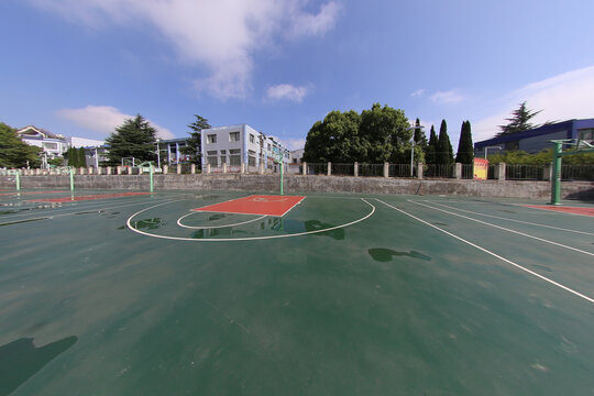 贵州民族大学篮球场