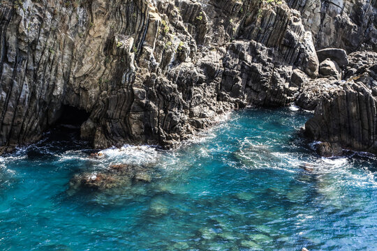意大利五渔村里奥马焦雷海上洞窟