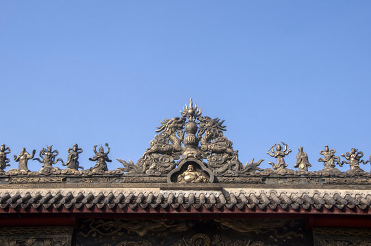 中式建筑屋脊雕塑艺术