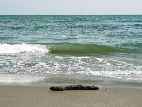 海滩沙滩海水海浪热浪海滩