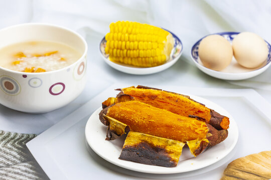 中式早餐烤红薯