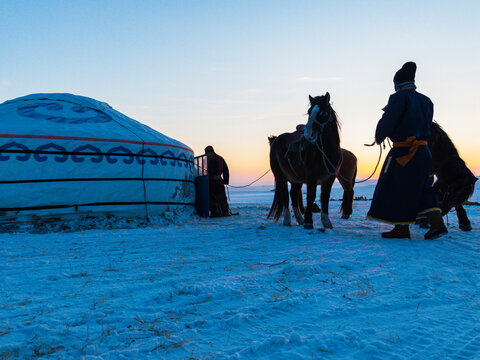 冬季草原雪原蒙古包蒙古族