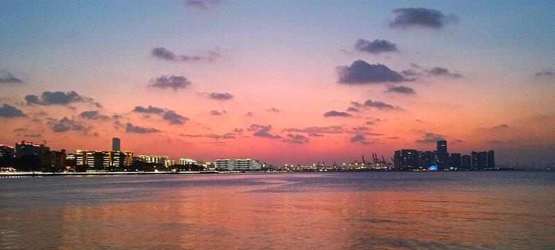 海口湾海边夕阳