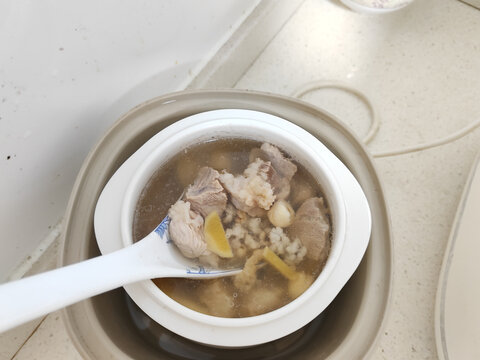瘦肉汤
