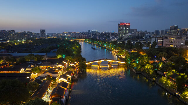 杭州大运河拱宸桥夜景