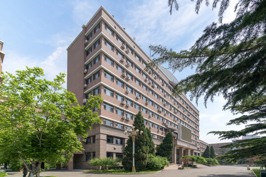 中国传媒大学