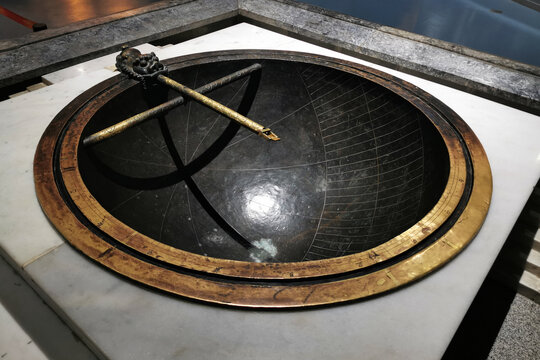 中国古代天文观测仪器仰仪模型