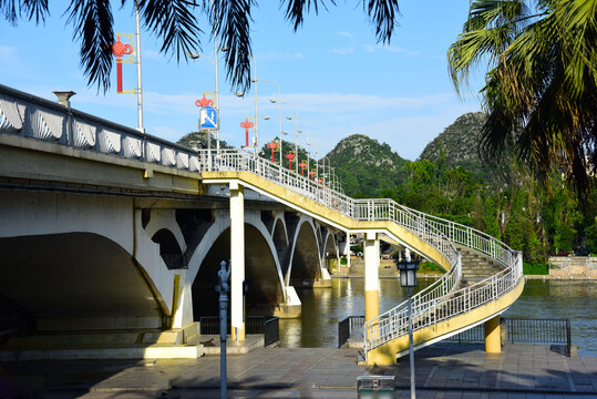 桂林解放桥风光