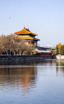北京故宫角楼建筑护城河倒影景观