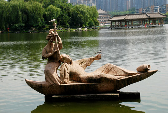 曲江池遗址公园雕塑