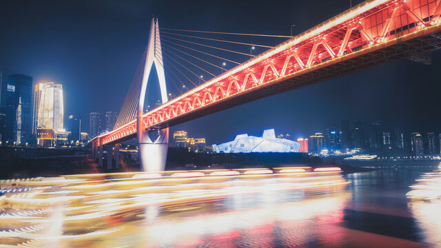 重庆千厮门大桥与游船船轨
