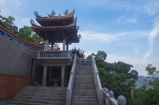寺庙鼓楼阶梯