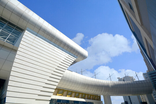 四川成都西站有轨电车高架