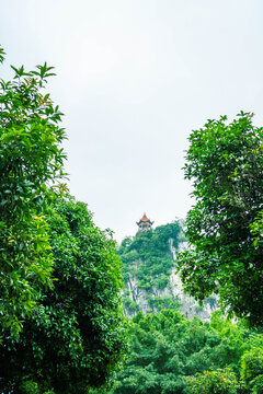 灵峰山观景凉亭