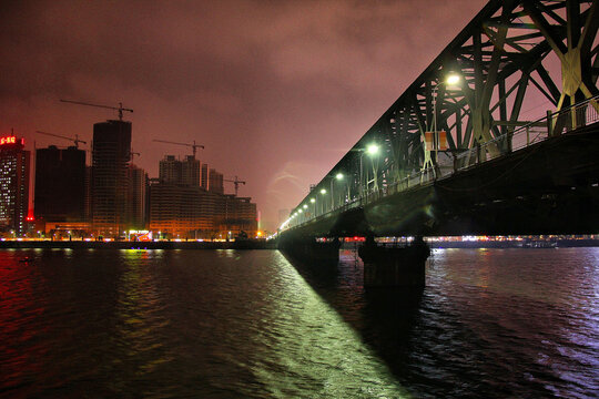 襄阳汉江夜景汉江铁路桥