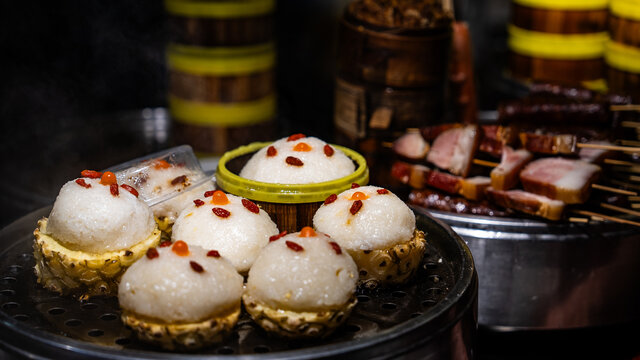 中国传统美食糯米团子
