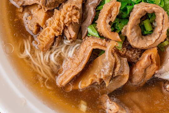 牛杂米粉
