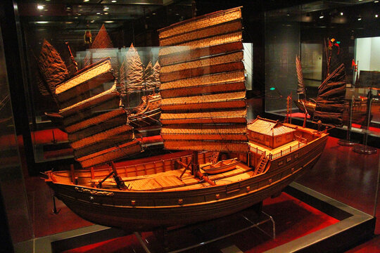 中国航海博物馆中国古帆船模型