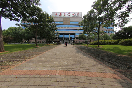 湖南农业大学教学楼