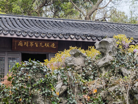 杭州西湖的玛瑙寺