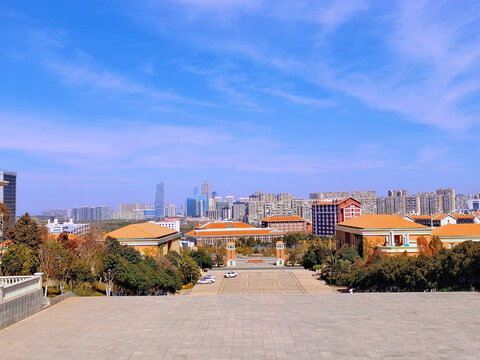 云南大学呈贡校区远眺