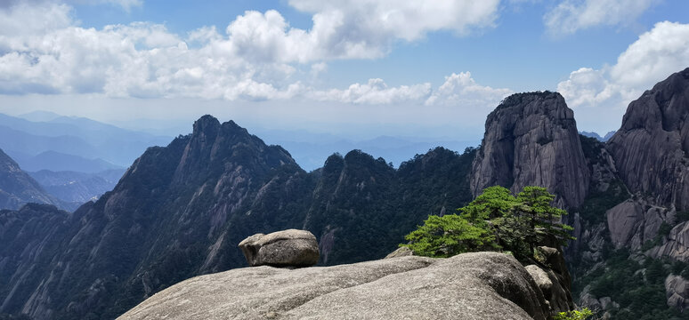 黄山莲花峰