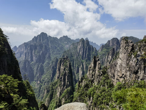 黄山西海瑶台